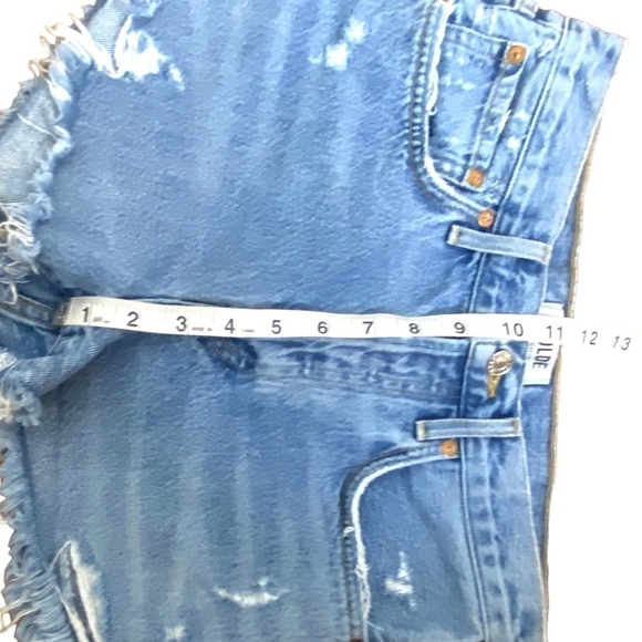 Agolde Parker Vintage Cut Off Denim Shorts - Picture 9 of 13